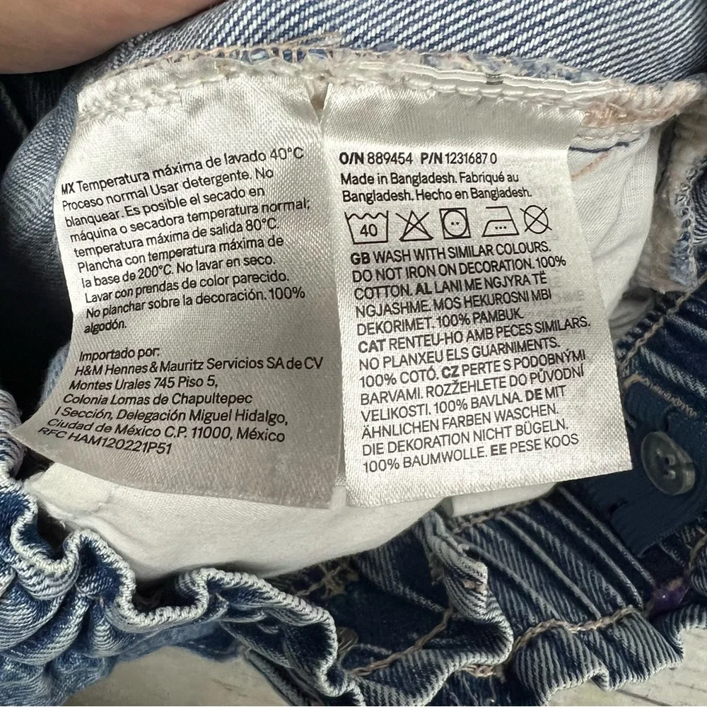 H&M Girls Hello Kitty Relaxed Fit Paper Bag Jeans Embroidered Denim Size 6